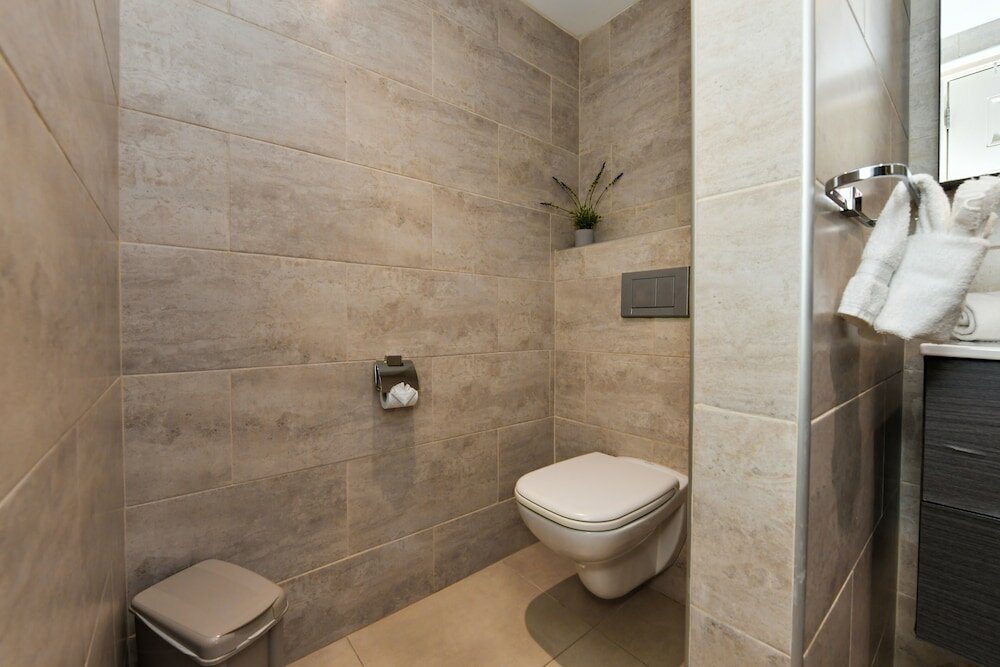 Pool side Suite with Loft (3-53)