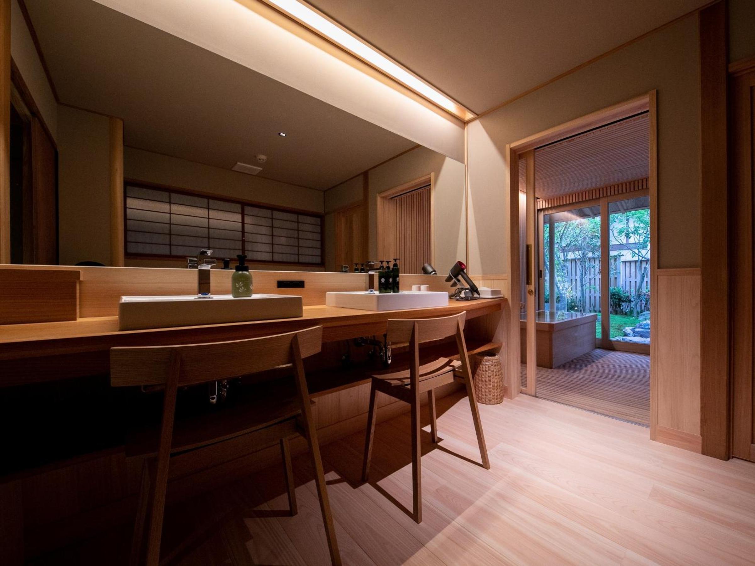 Japanese-Style Premium House Annex with Open Air Bath