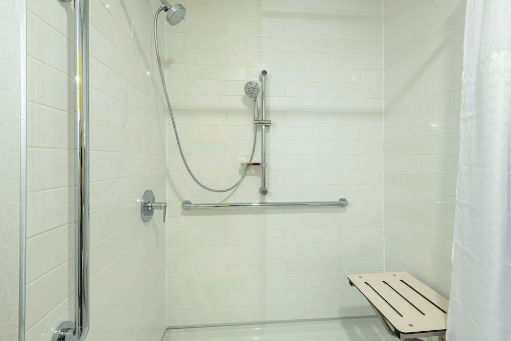 Room, 1 King Bed, Accessible, Non Smoking