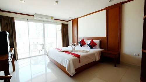 Стандартный номер, вид на город в Phu View Talay Resort