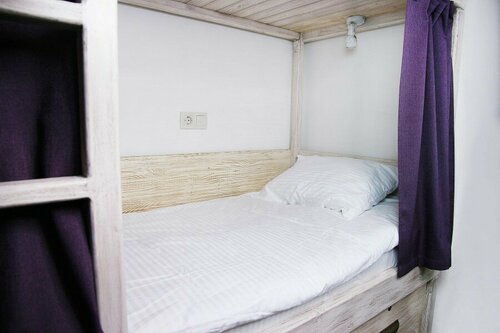 Спальное место в номере для мужчин