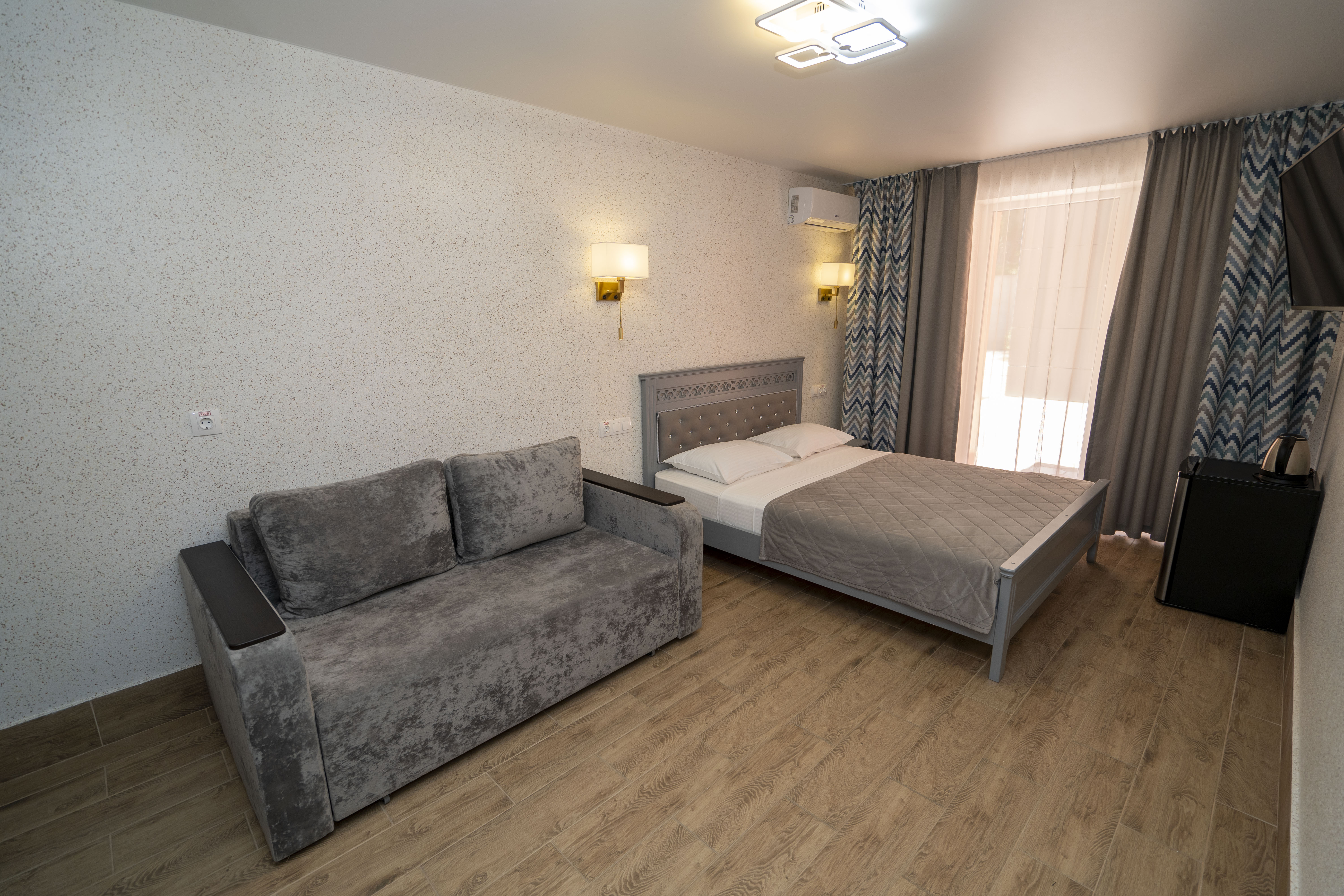 Джуниор 4- х местный