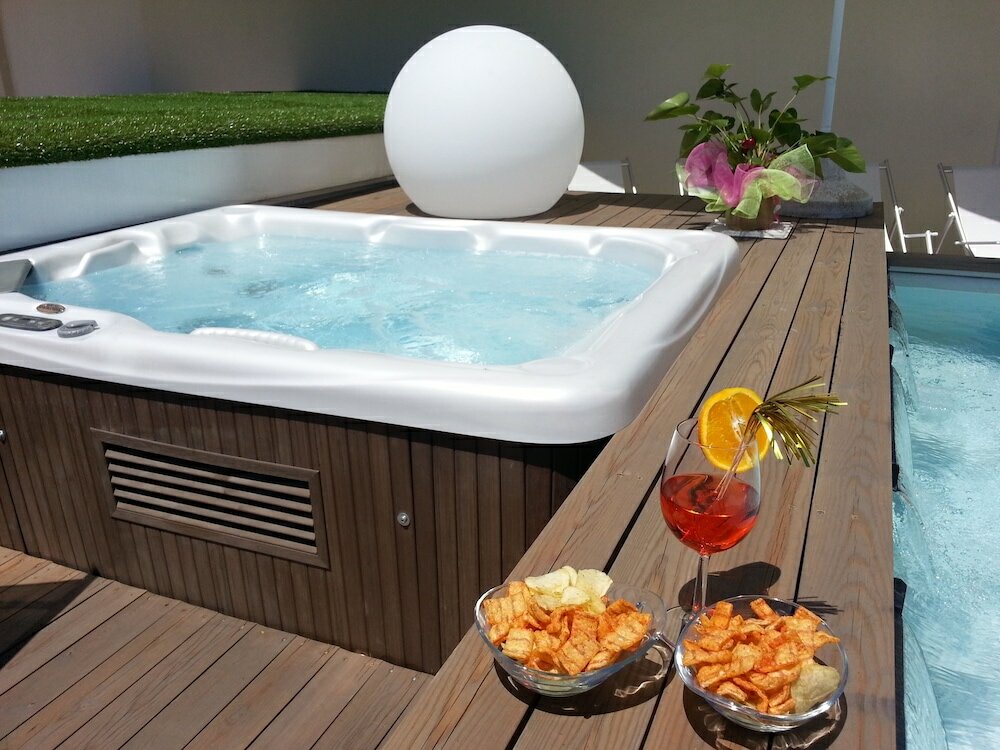Luxury Room, 1 Double Bed, Hot Tub