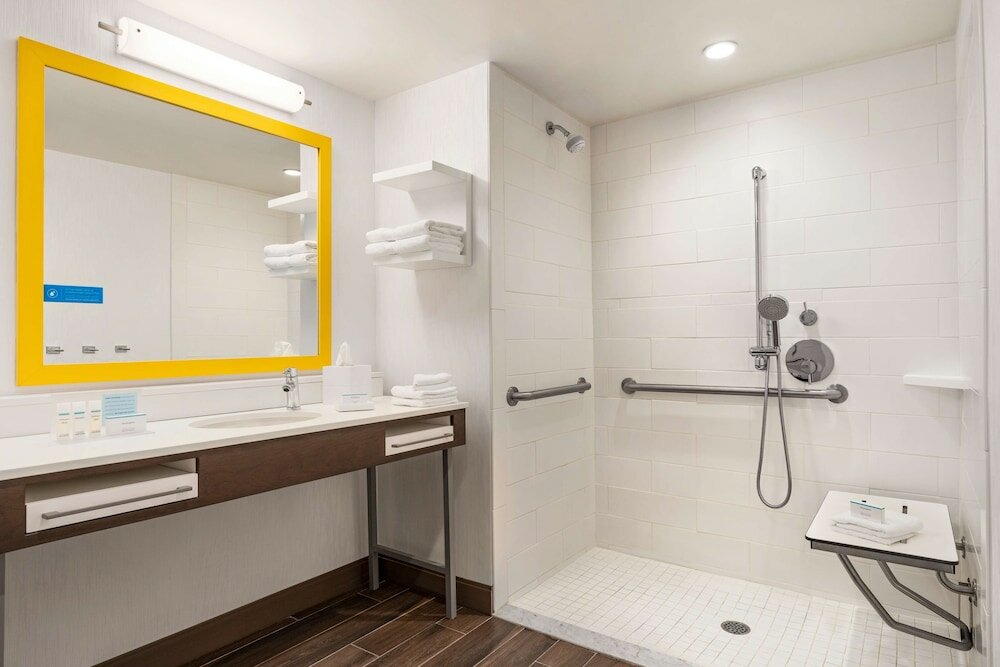 Suite, 2 Queen Beds, Accessible (Mobility & Hearing, Roll-in Shower)