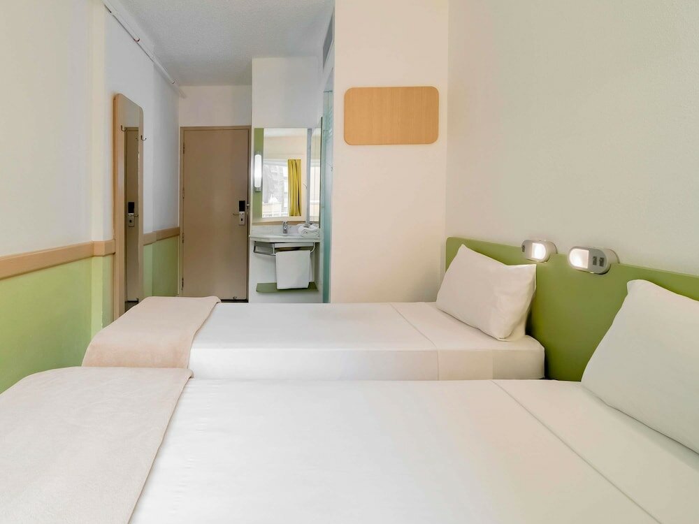 Standard Room, 2 Twin Beds