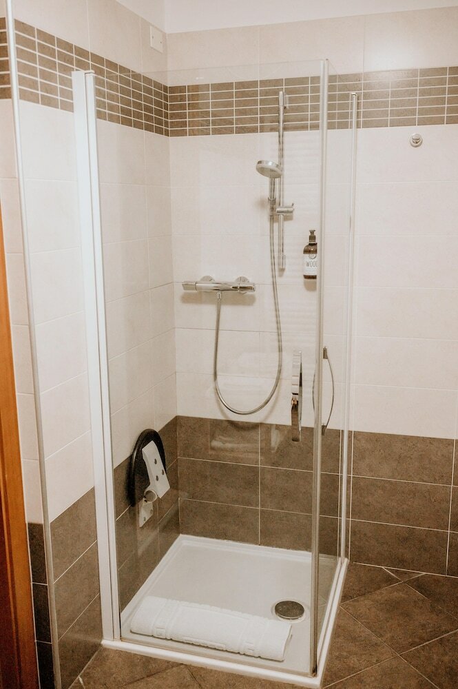 Comfort Quadruple Room, City View