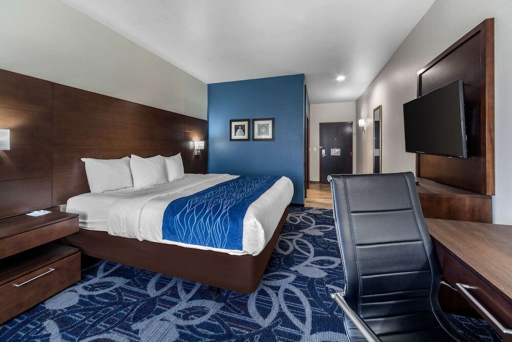 Room, 1 King Bed, Accessible, Non Smoking