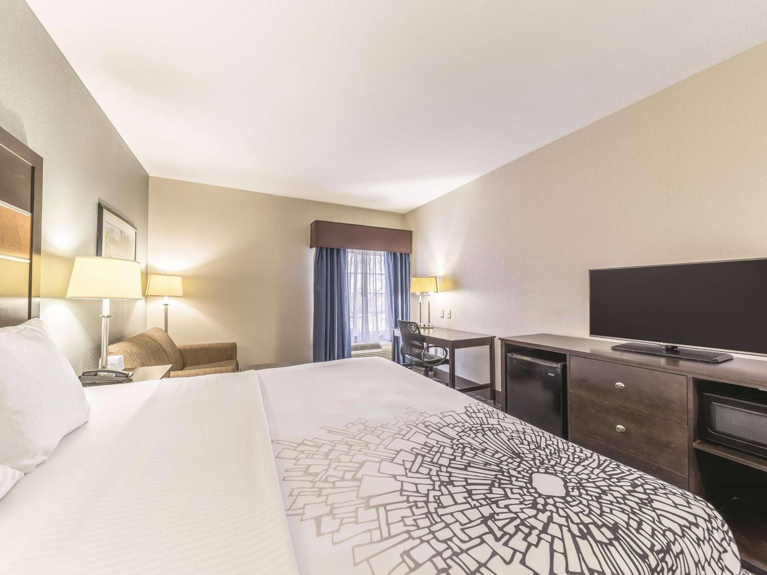 King Room with Sofa Bed