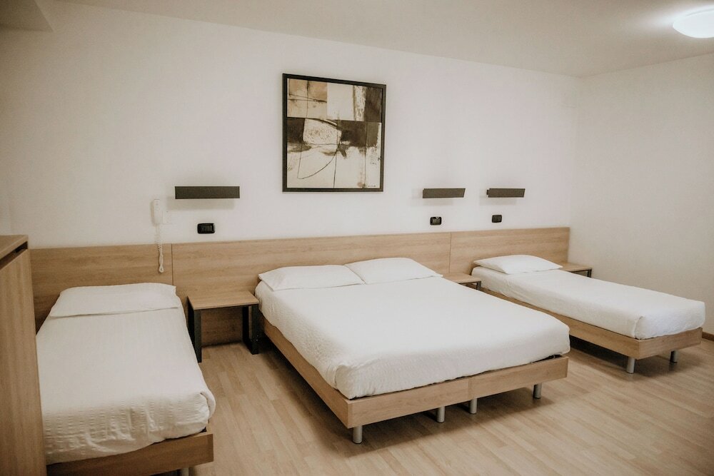 Family Quadruple Room, Balcony, Courtyard View