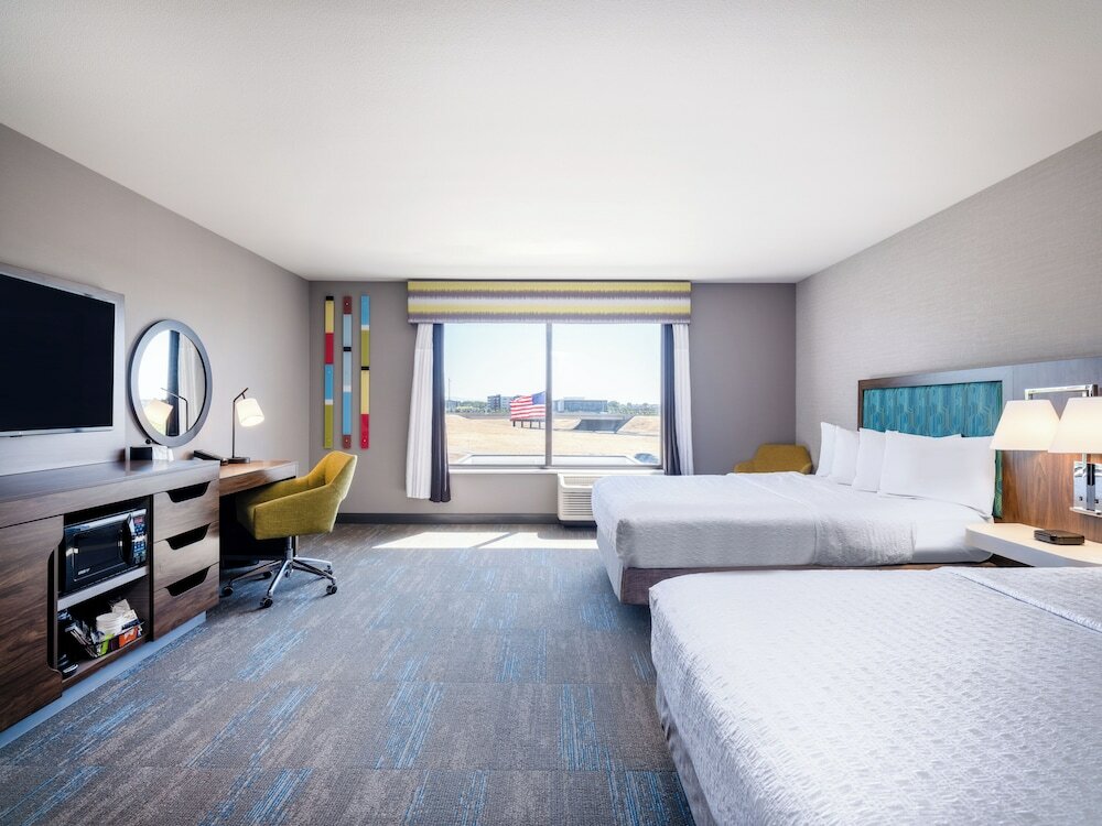 Room, 2 Queen Beds, Accessible, Non Smoking