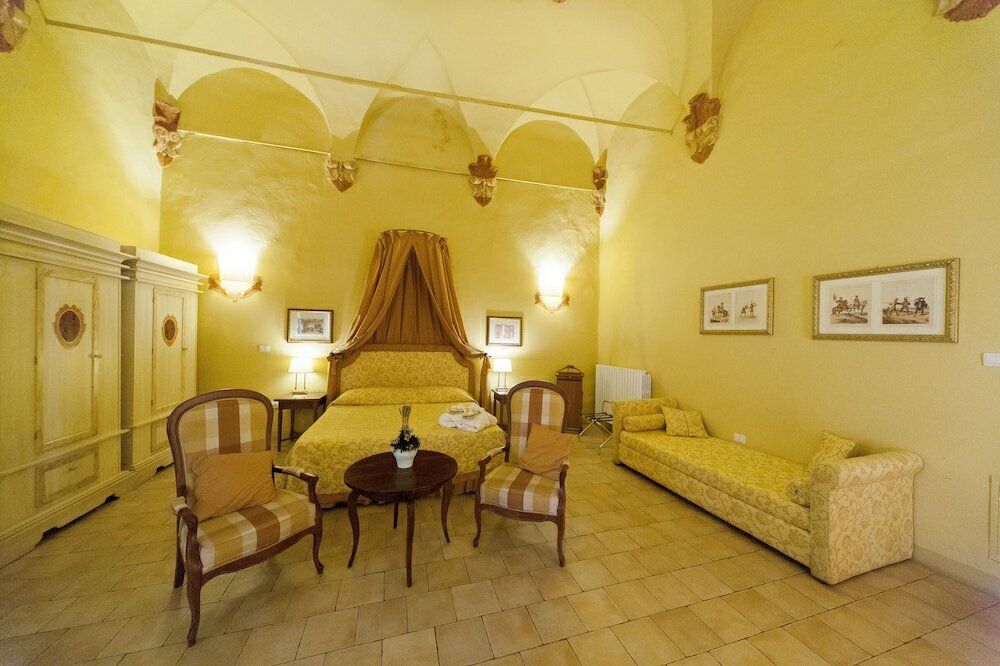 Executive Suite, Tower