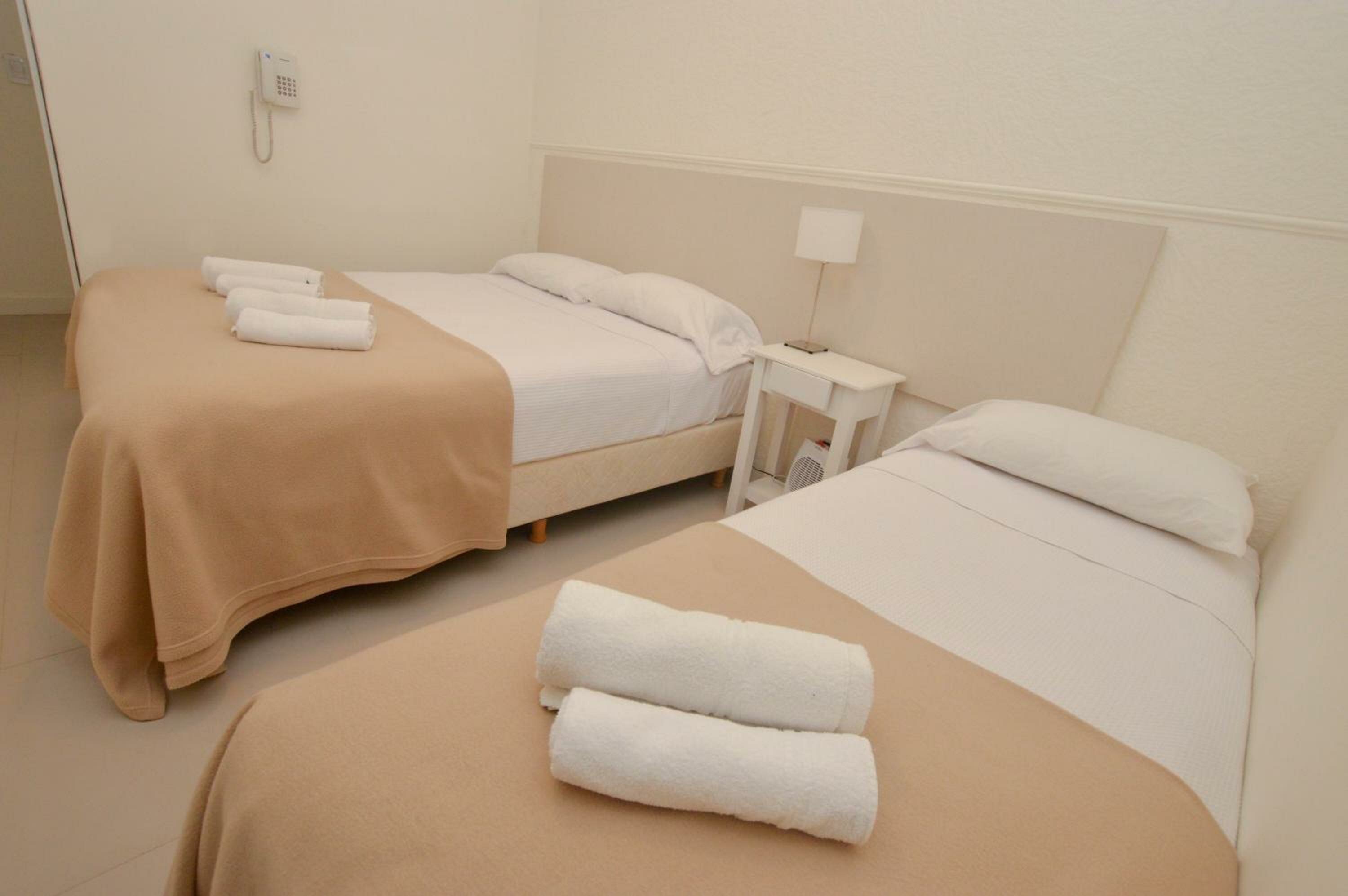 Economy Triple Room