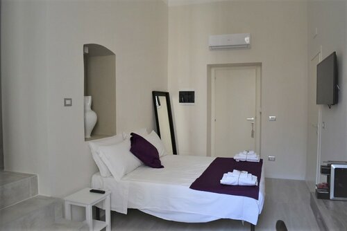 Стандартный двухместный номер с 1 двуспальной кроватью (Ametista) (2 pax) в Bed & x26; Breakfast Gatto Bianco