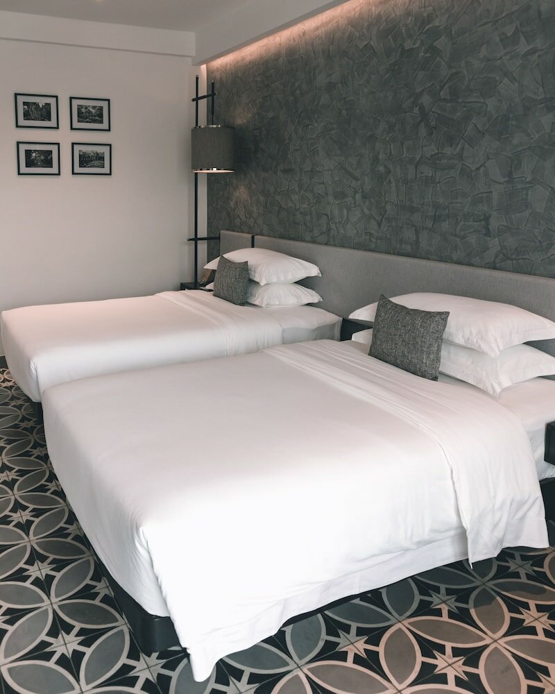 Vellita Deluxe Twin Pool View