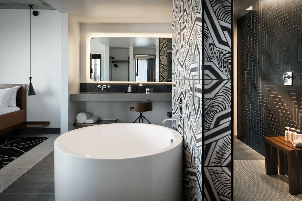 Suite (Diamond)
