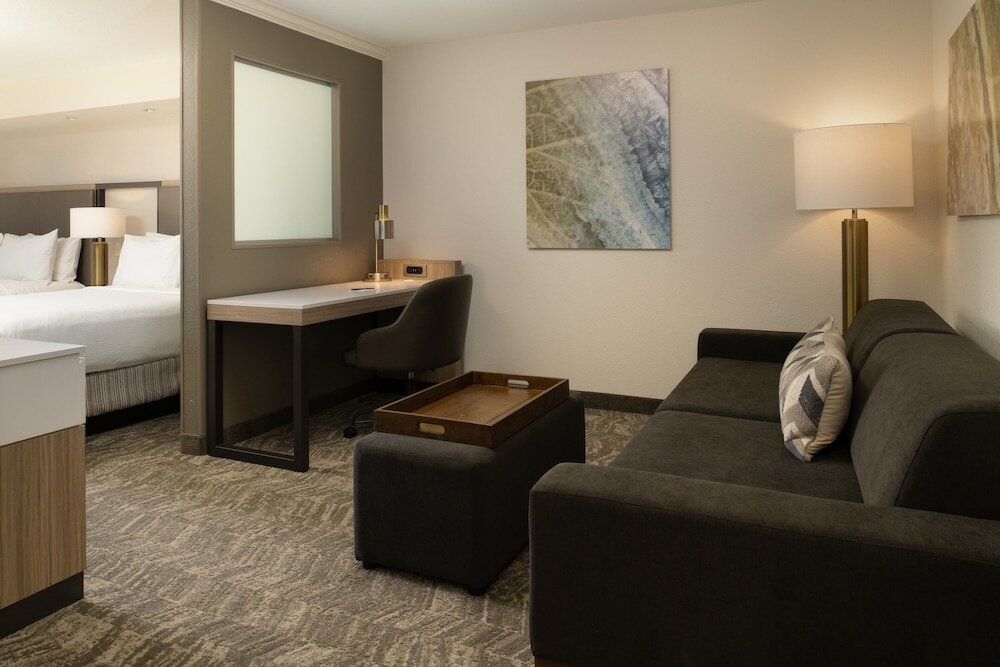 Suite, Multiple Beds