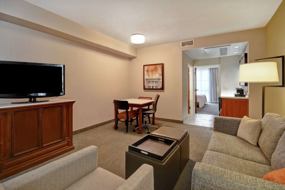 Deluxe Suite One King and One Sofa Bed Corner
