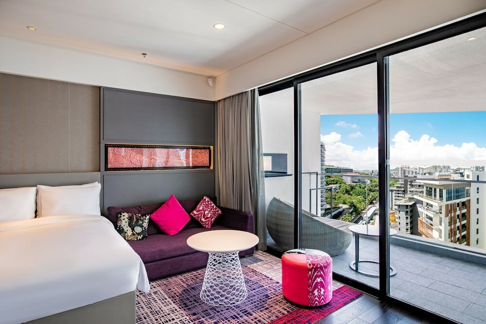 Room, 1 King Bed, City View