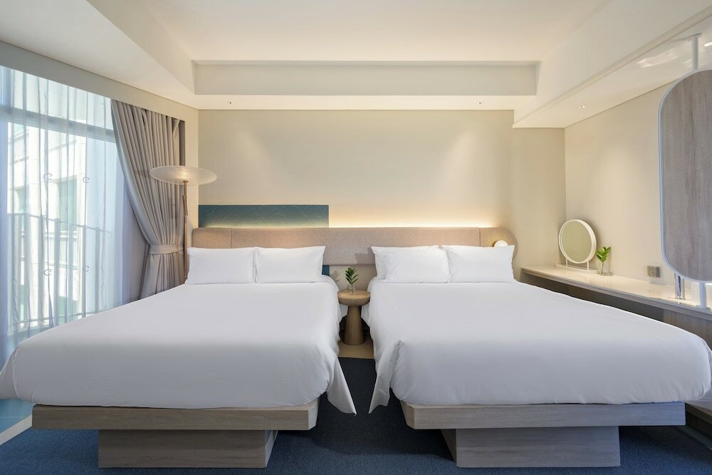 Superior Room, 2 Double Beds, City View