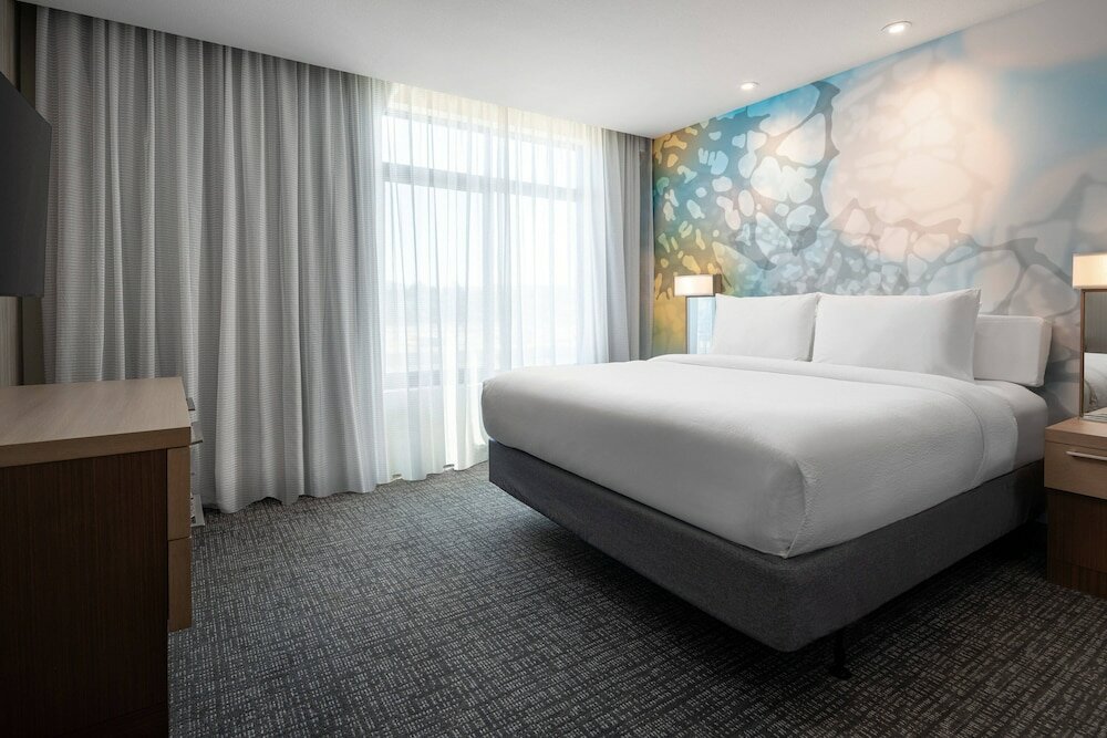 Suite, 1 Bedroom (Mobility Accessible, Tub)