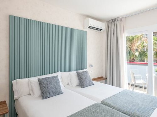 Double Room With Balcony в Eurosalou & SPA Hotel