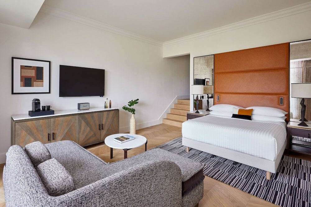 Champs Elysees view Suite