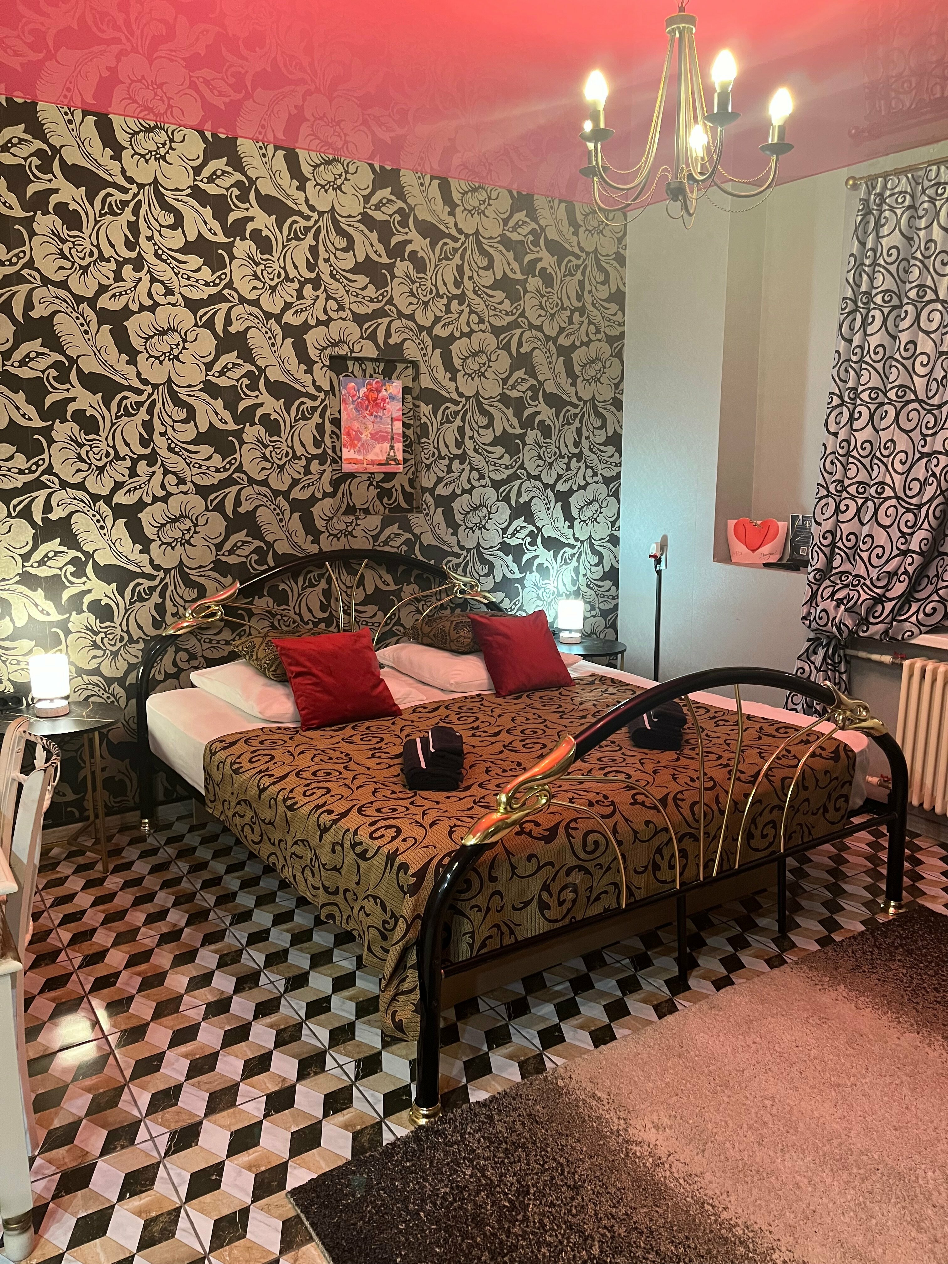 Номер-студия Делюкс с кроватью размера «king-size»