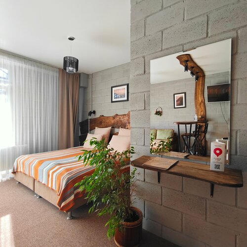 Семейный номер с видом на горы