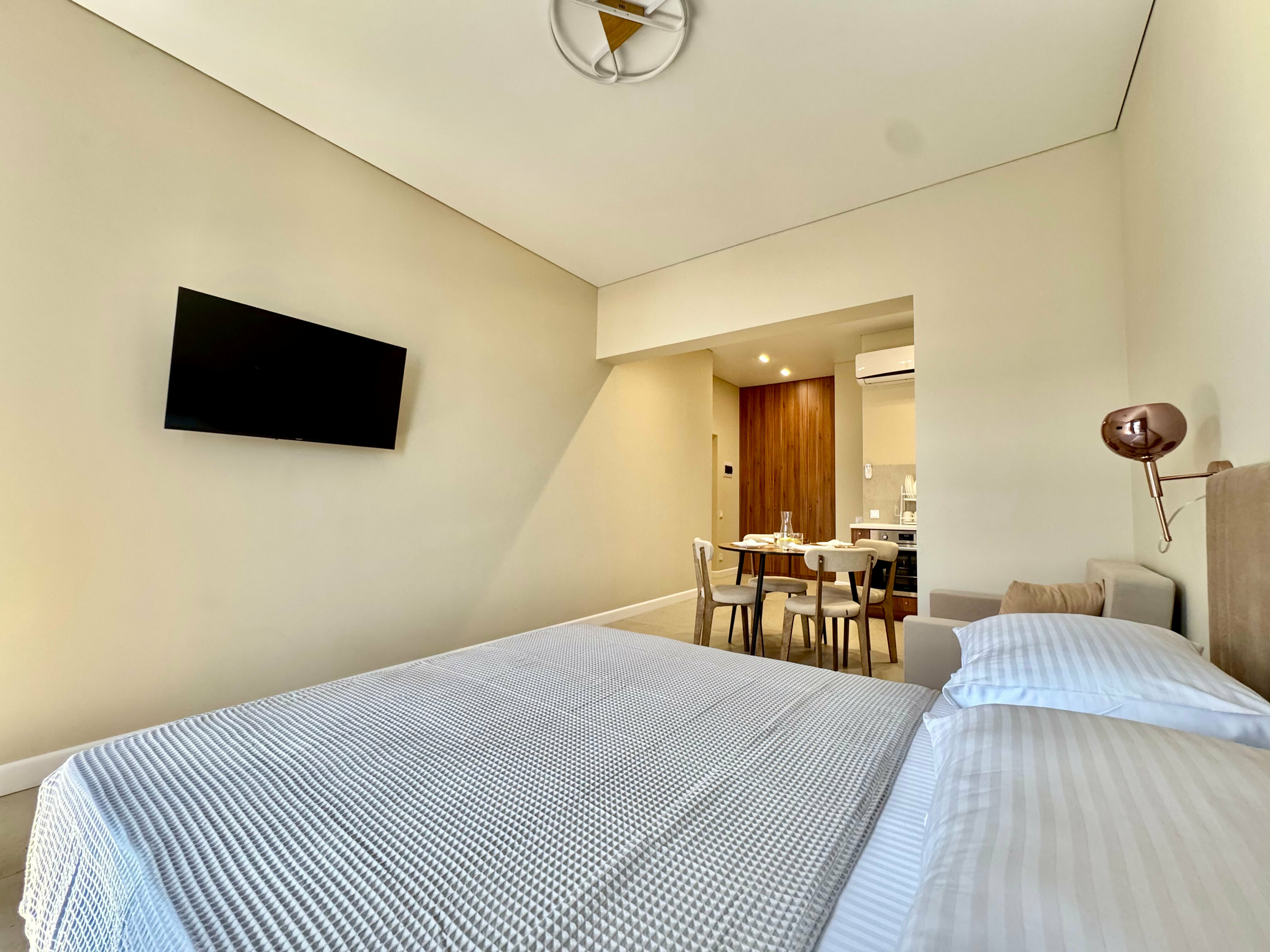 Люкс с видом на море и реку с балконом