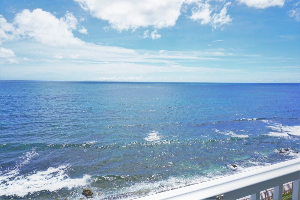 Ocean view Suite with kitchen