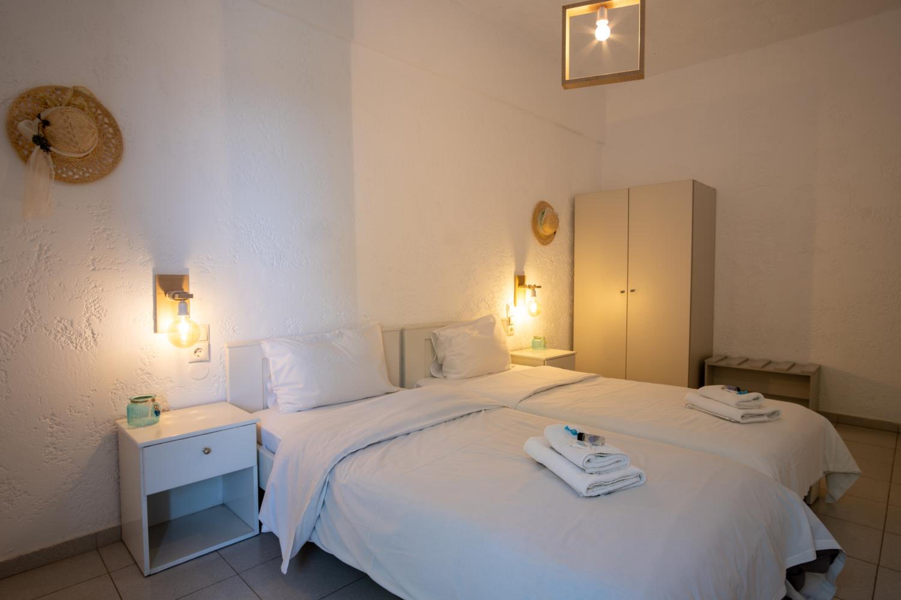 Triple Room with Garden View