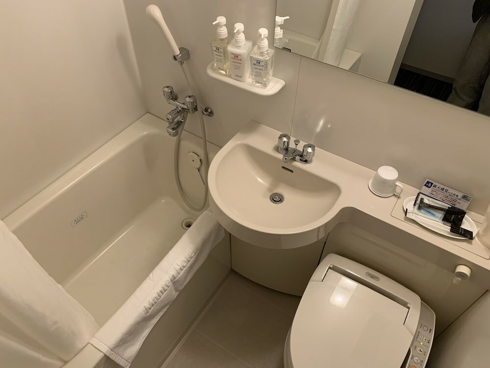 Deluxe Twin Room(21 sqm), 2 Twin Beds with Massage Chair, Non Smoking