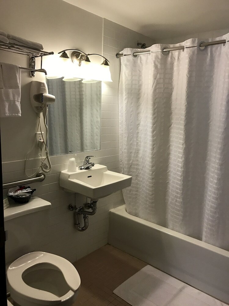 Deluxe Room, City View
