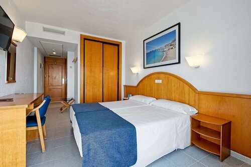 Triple Room, Balcony, Sea View (3 Adults) в Hotel Poseidón Playa