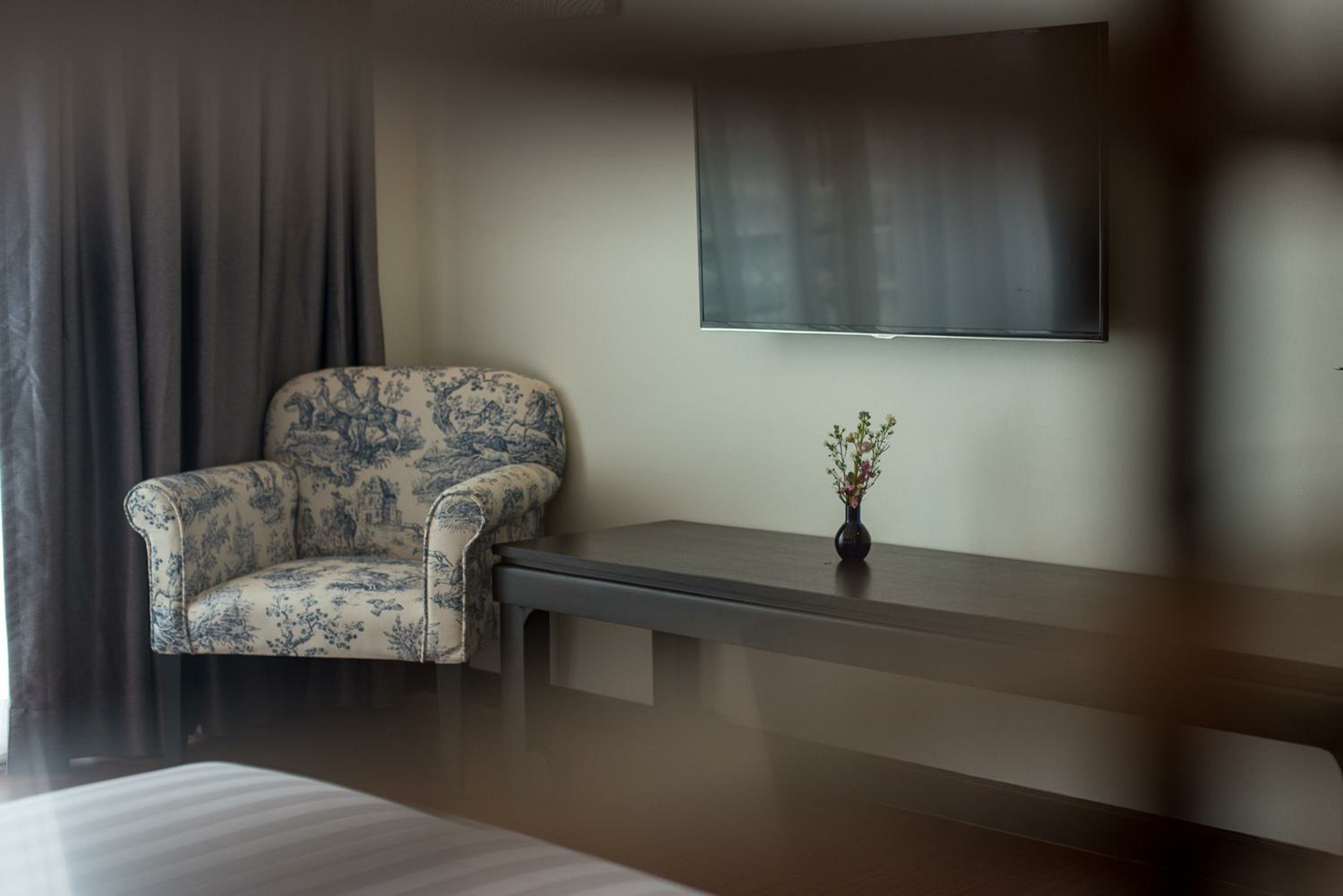 Deluxe Corner Seaview