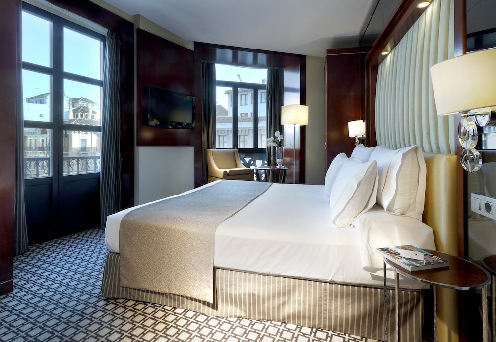 Deluxe Double Room Single Use