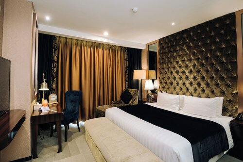 Deluxe Single Room, 1 King Bed в Amaroossa Grande Bekasi