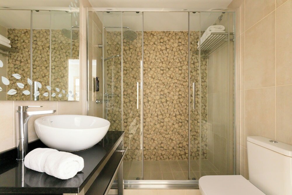Double Room Single Use (Buhardilla)