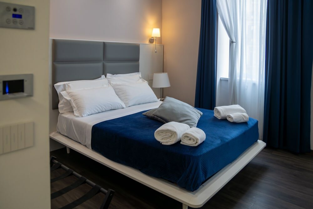 Standard Double Room, 1 Queen Bed