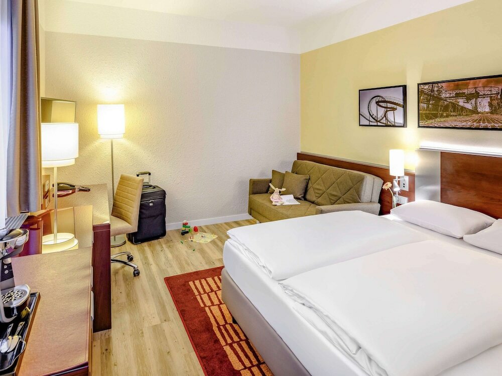 Standard Room, 1 Double Bed with Sofa bed