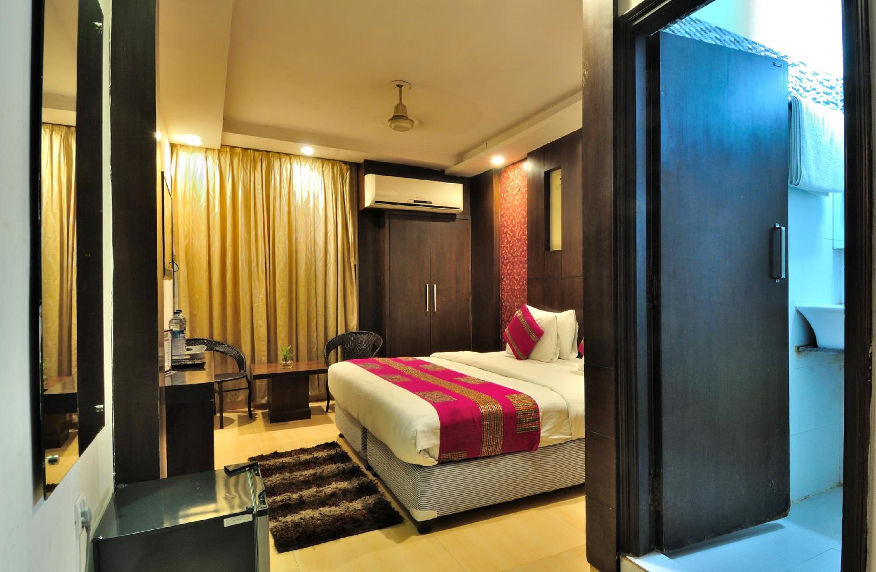 Super Deluxe Room