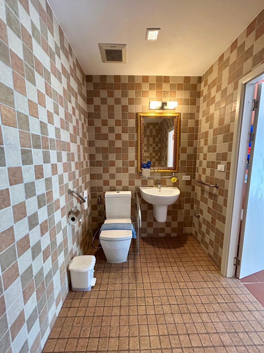 King Room - Disability Access