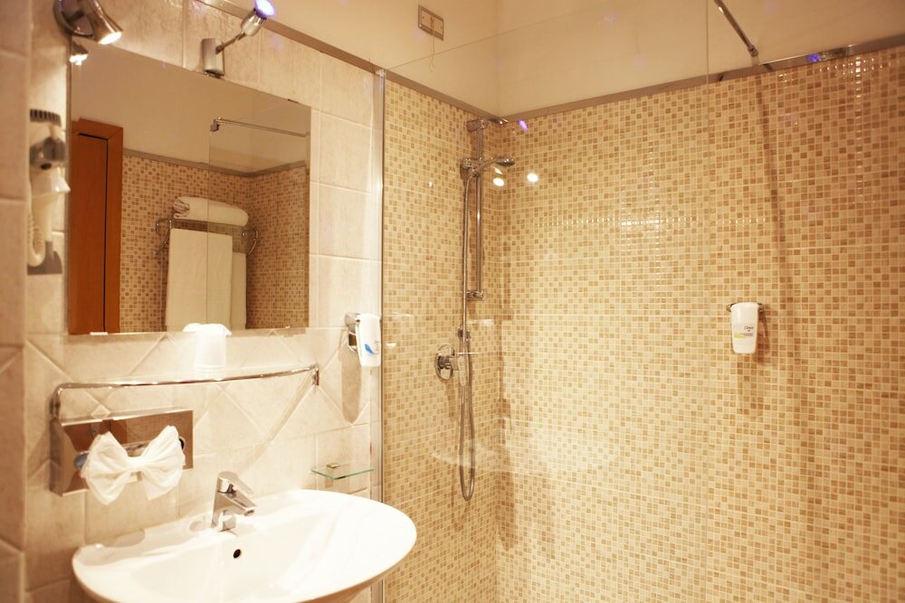 Standard Triple Room, Multiple Beds