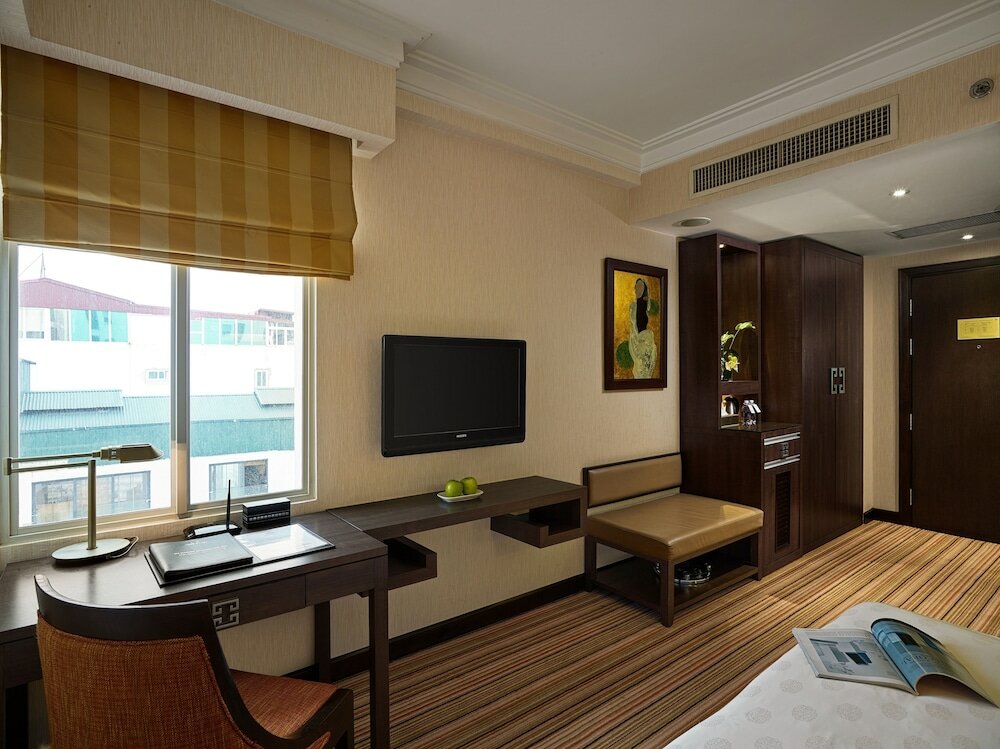 Premium Deluxe Double or Twin Room, City View