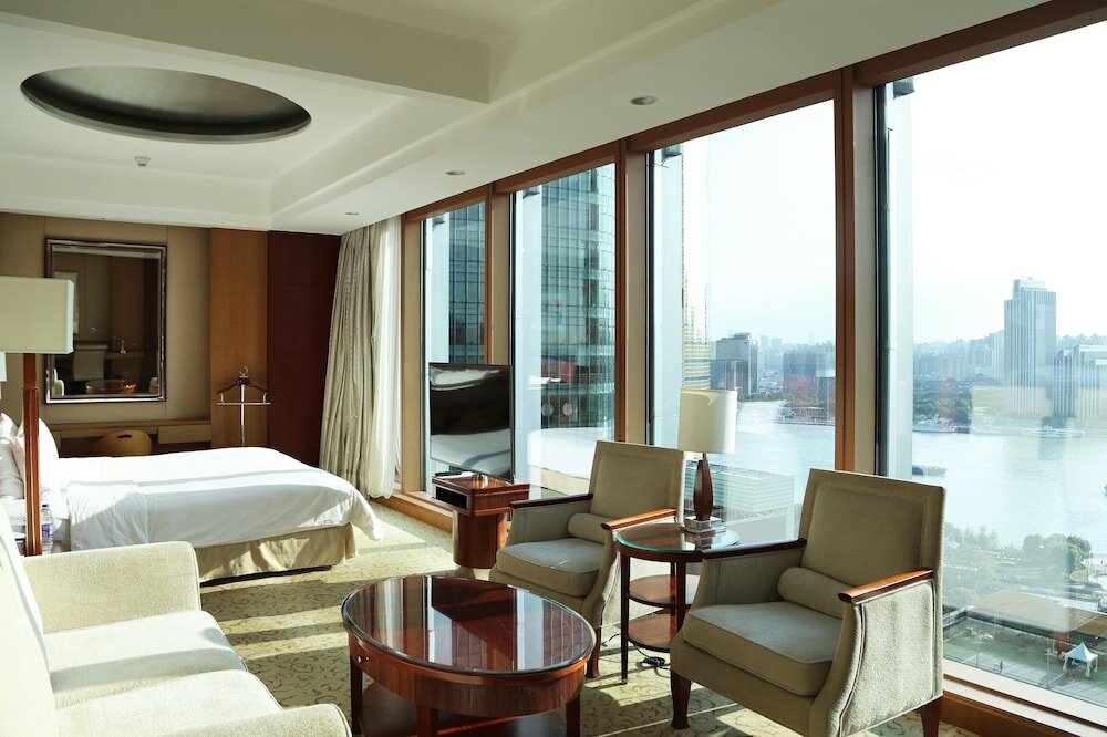 Grand Tower Horizon Premier Bund 1 King