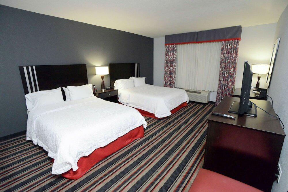 Room, 2 Queen Beds, Accessible, Non Smoking