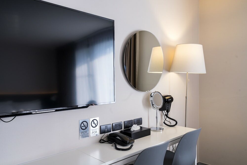 Family Triple Room, Multiple Beds, Non Smoking, City View