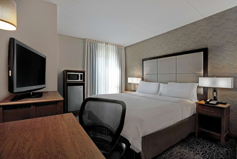 Suite, 1 King Bed, Non Smoking