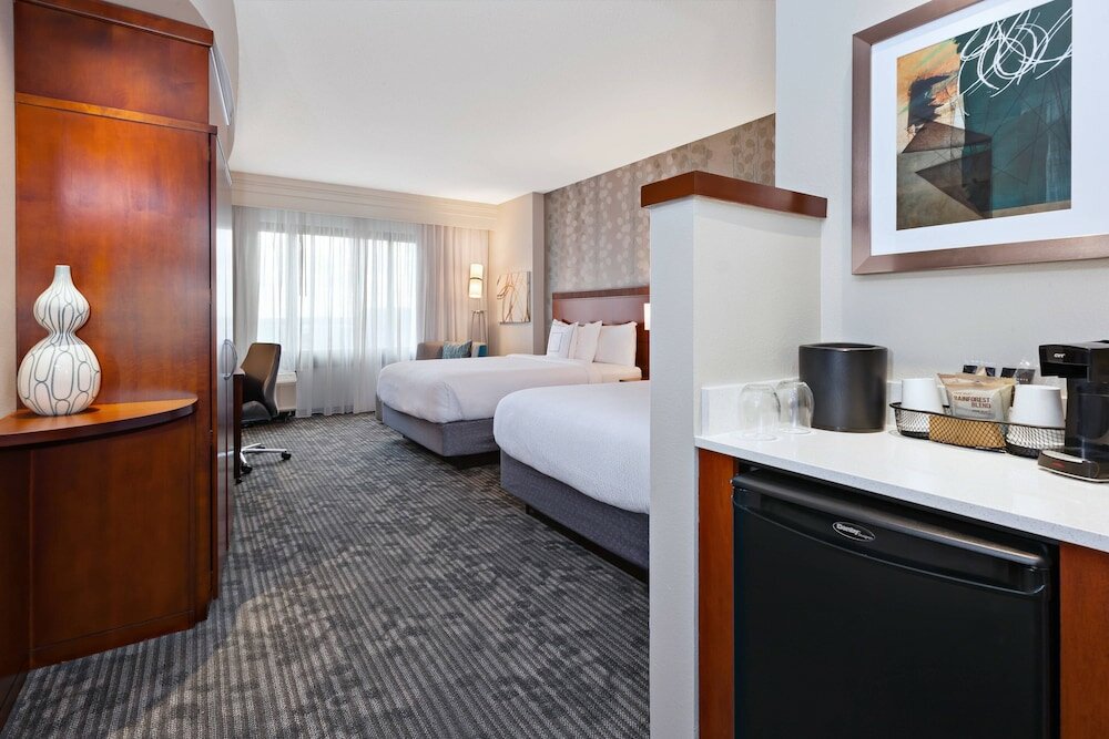 Room, 2 Queen Beds