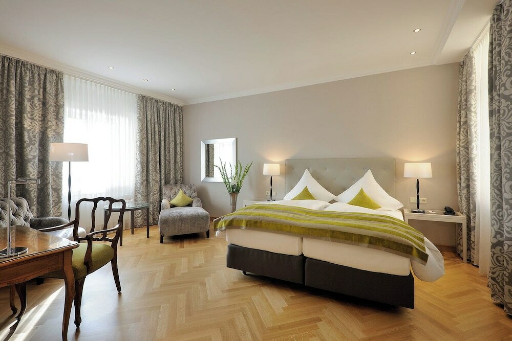Executive Room, 1 King Bed